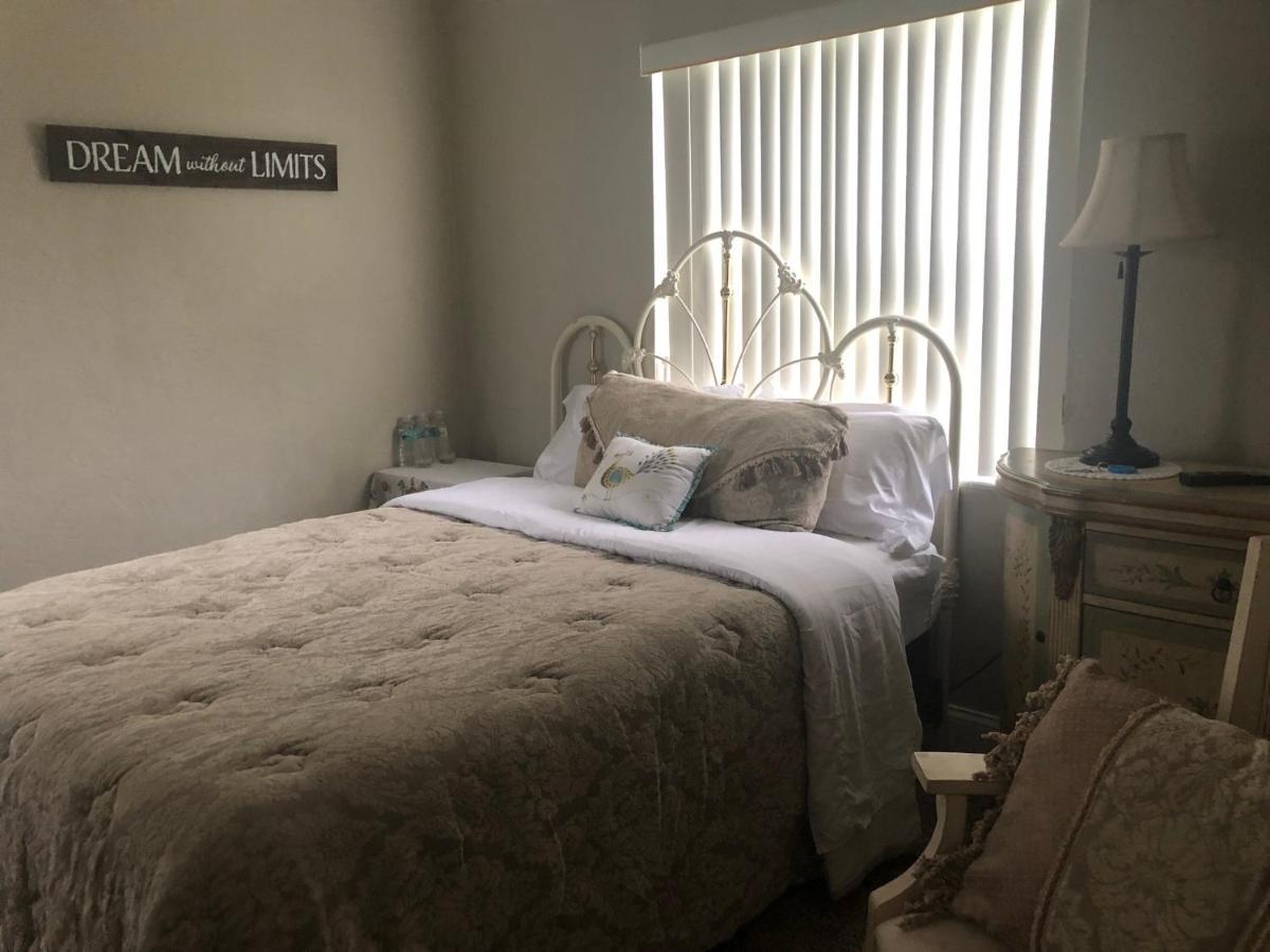 Villa Olivia Guest Rooms Hollywood Exterior foto